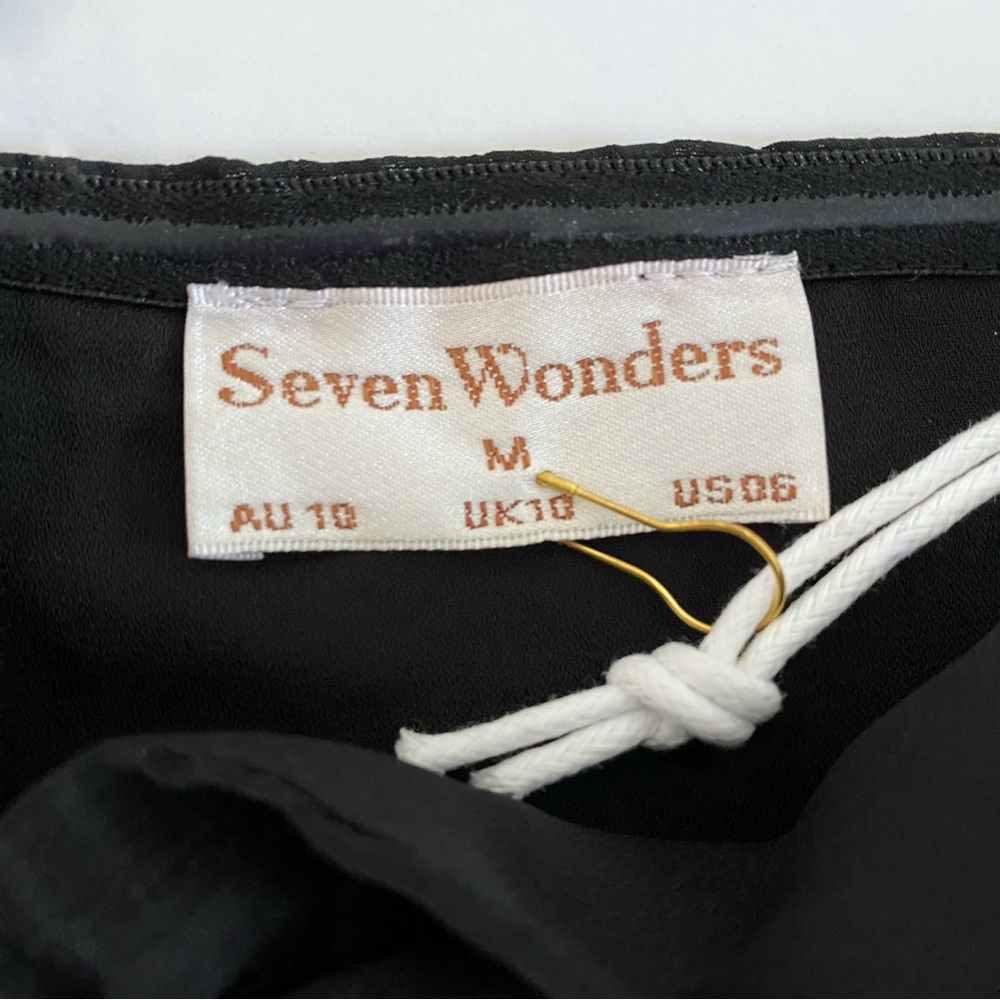 SEVEN WONDERS BLACK MARBELLA SINGLE STRAP FRONT KNOT CROP TOP - Picture 5 of 9